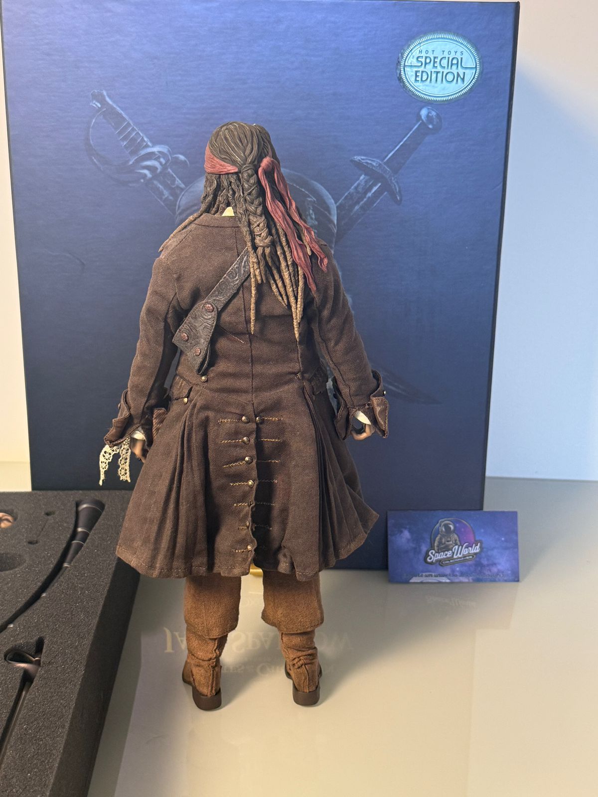 Capitão Jack Sparrow 1/6 DX06 Piratas do Caribe Hot Toys